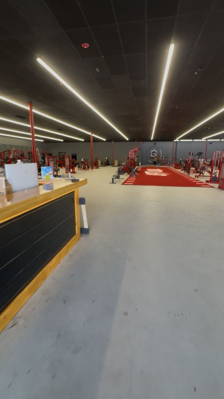 Gym TI complete - radiating linear LEDs over turf and equipment